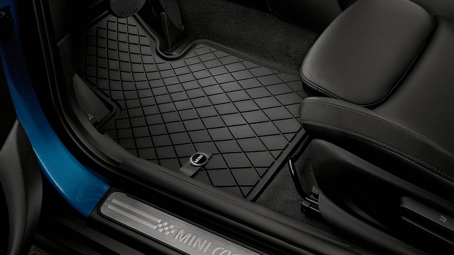 mini all-weather floor mats essential black